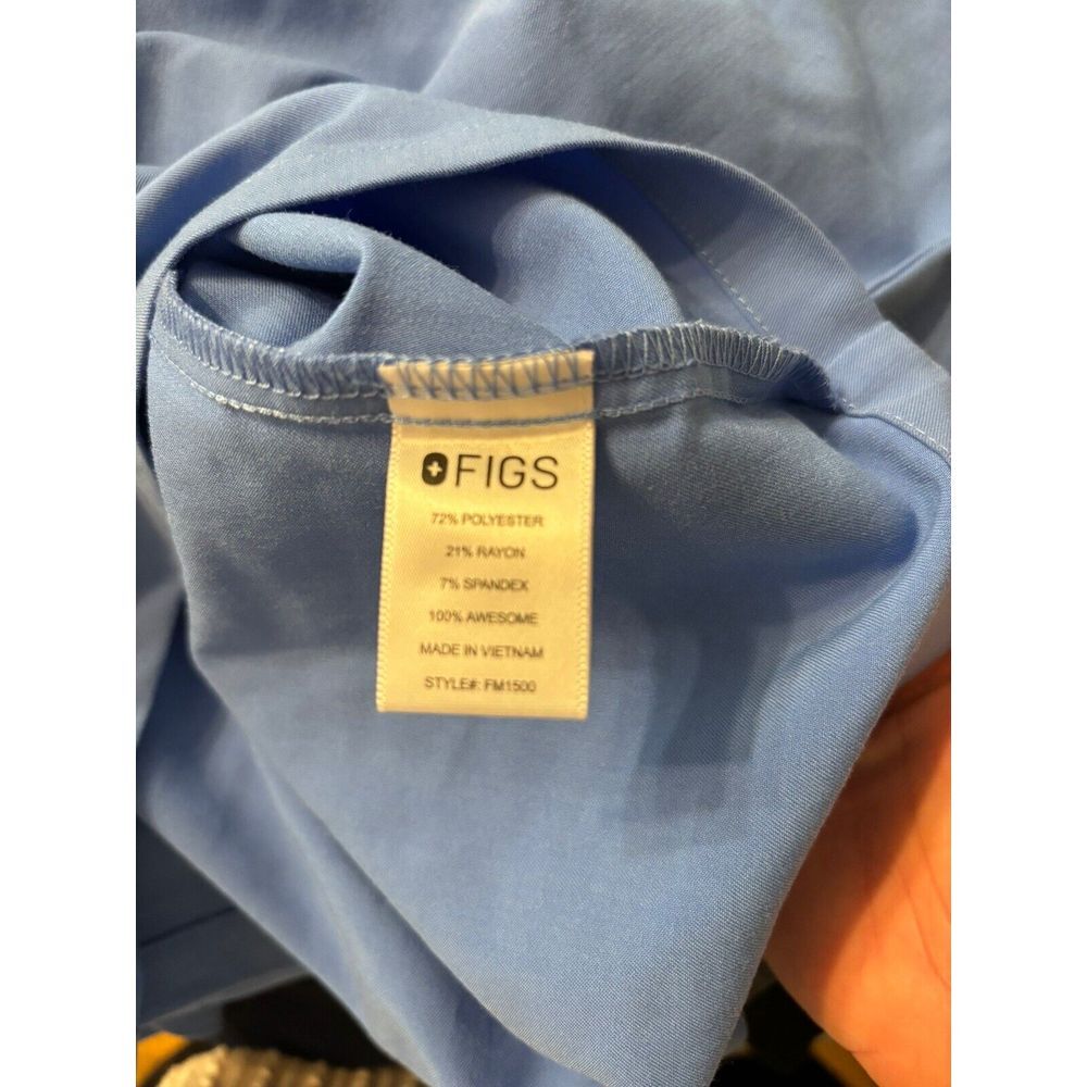 Figs Technical Collection Men's Scrub Top Sz L Blue 2 Pocket FM1500 Po 1616 - Picture 5 of 8